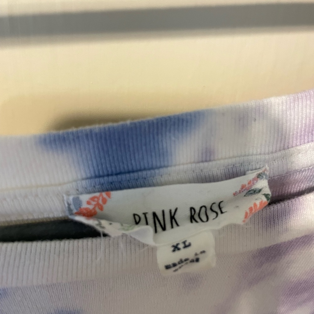 Purple and blue semi tie-dye slight crop top - Picture 4 of 4